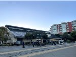 Emeryville Station building 